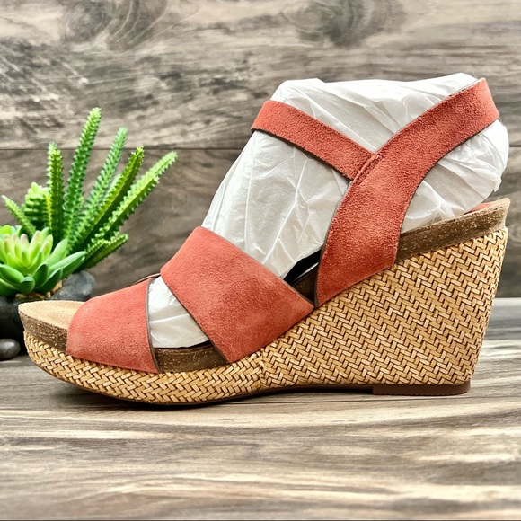 NIB Sofft Casidy Coral Suede Platform Wedge Sandal - Picture 7 of 12
